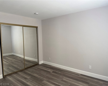 2967 Juniper Hills Boulevard - Photo Thumbnail 25