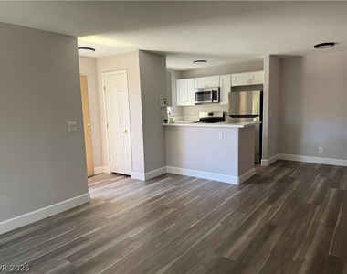 2967 Juniper Hills Boulevard - Photo Thumbnail 9