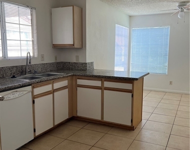 2200 S Fort Apache Road - Photo Thumbnail 6