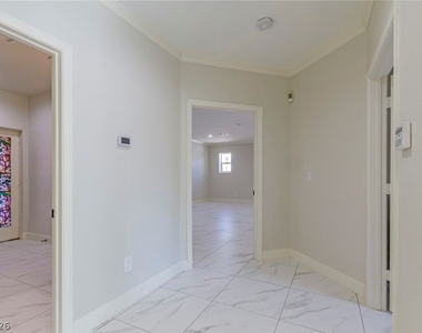 60 E Levi Avenue - Photo Thumbnail 28
