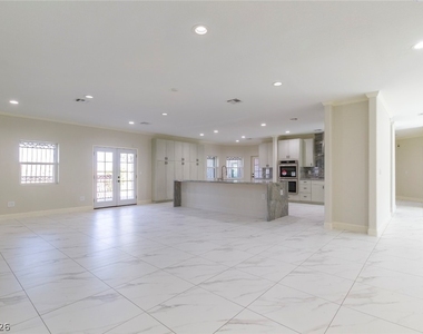60 E Levi Avenue - Photo Thumbnail 14