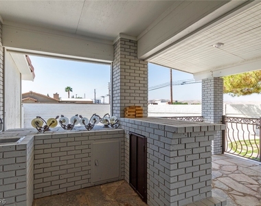 60 E Levi Avenue - Photo Thumbnail 67