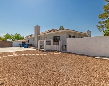 60 E Levi Avenue - Photo Thumbnail 72