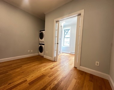 427 East 80th Street - Photo Thumbnail 1