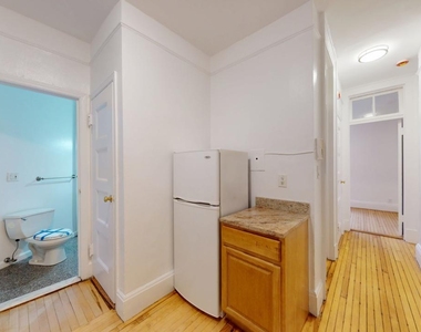 292 Riverside Drive Apartment 5C - Photo Thumbnail 2