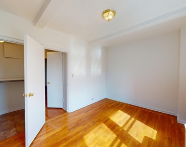 301 East 38th street  - Photo Thumbnail 3