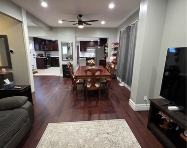 149 Adam Street - Photo Thumbnail 18