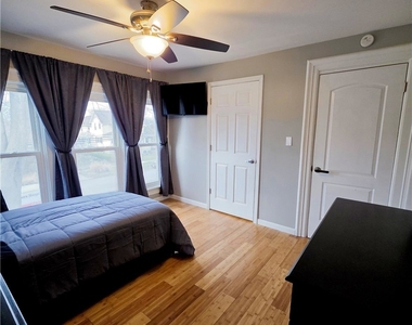 149 Adam Street - Photo Thumbnail 3