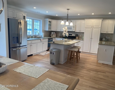 21 Jersey City Avenue - Photo Thumbnail 7