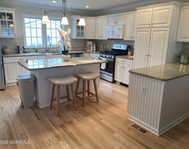 21 Jersey City Avenue - Photo Thumbnail 8