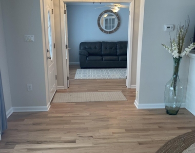 21 Jersey City Avenue - Photo Thumbnail 11