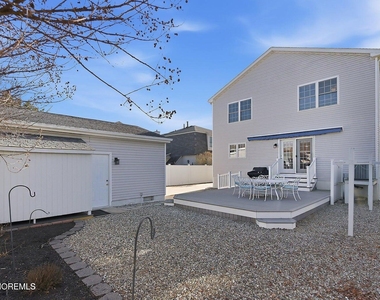 21 Jersey City Avenue - Photo Thumbnail 4