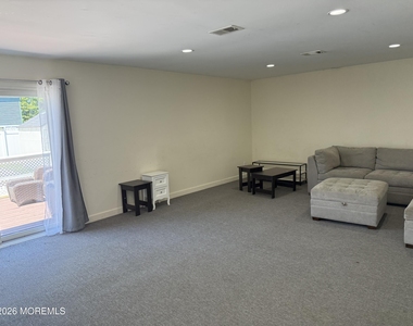 191 Norgrove Avenue - Photo Thumbnail 7