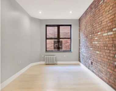 Stanton St. - Photo Thumbnail 2