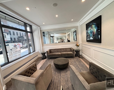 West 48 Street / Nearest 8th Ave, Luxury Amenity Bldg - Photo Thumbnail 9
