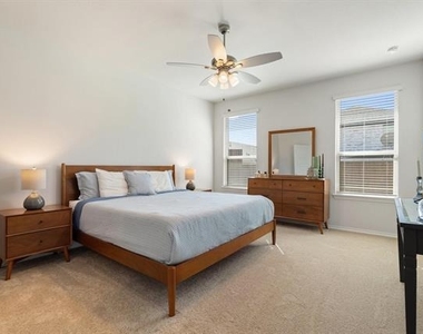 3105 Bedstraw Lane - Photo Thumbnail 17