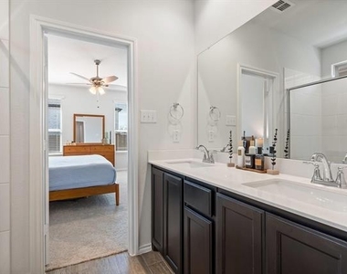 3105 Bedstraw Lane - Photo Thumbnail 26