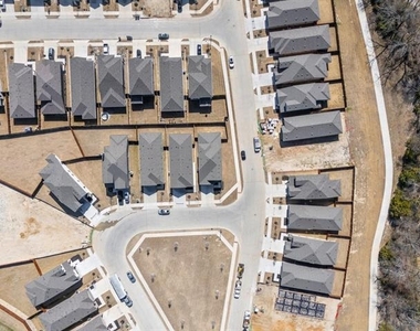 3105 Bedstraw Lane - Photo Thumbnail 37