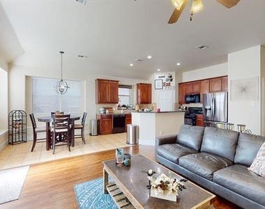 2113 Lanshire Drive - Photo Thumbnail 3