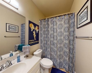 2113 Lanshire Drive - Photo Thumbnail 11