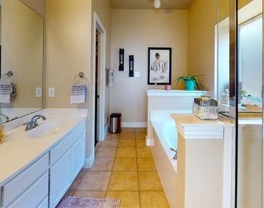 2113 Lanshire Drive - Photo Thumbnail 8