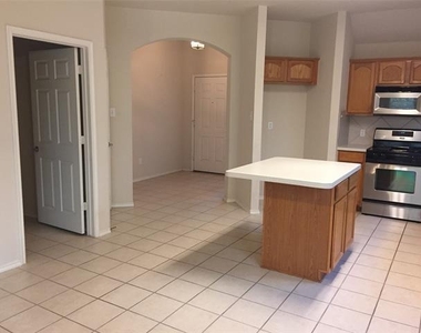 9837 Meadow Rue Drive - Photo Thumbnail 1