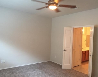 9837 Meadow Rue Drive - Photo Thumbnail 9