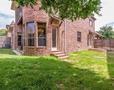 7005 Kenswick Drive - Photo Thumbnail 27