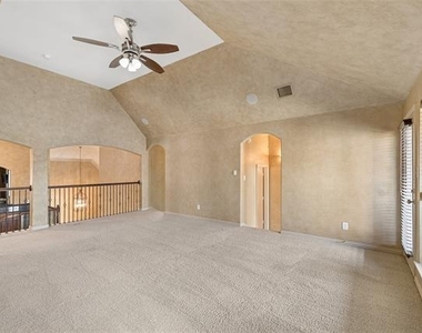 7005 Kenswick Drive - Photo Thumbnail 18