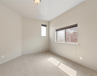 7005 Kenswick Drive - Photo Thumbnail 20