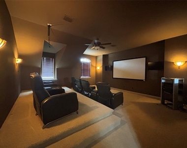 7005 Kenswick Drive - Photo Thumbnail 7