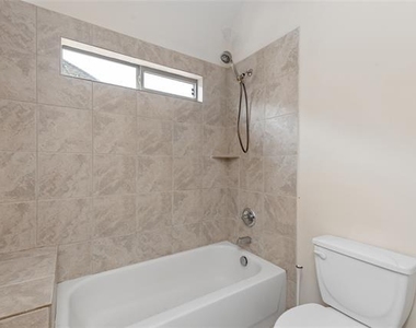 7005 Kenswick Drive - Photo Thumbnail 23
