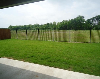 3407 Copperwood Drive - Photo Thumbnail 25