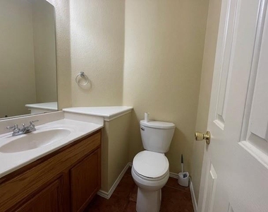 1508 Gunnison Trail - Photo Thumbnail 8