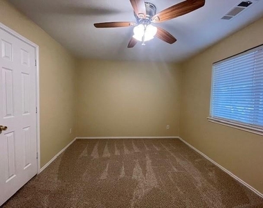 1508 Gunnison Trail - Photo Thumbnail 27