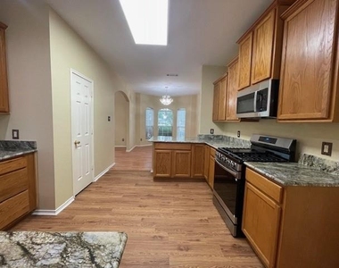 1508 Gunnison Trail - Photo Thumbnail 15