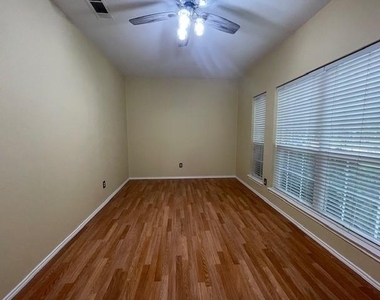 1508 Gunnison Trail - Photo Thumbnail 6
