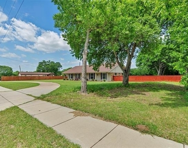 4405 Ray White Road - Photo Thumbnail 32