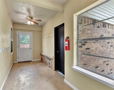 4405 Ray White Road - Photo Thumbnail 25