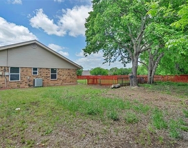 4405 Ray White Road - Photo Thumbnail 28