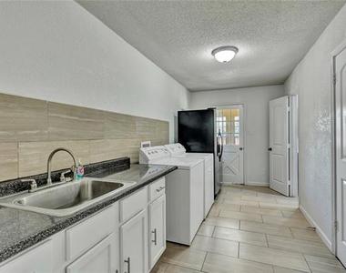 4405 Ray White Road - Photo Thumbnail 17