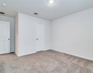 3032 Zinnia Street - Photo Thumbnail 18