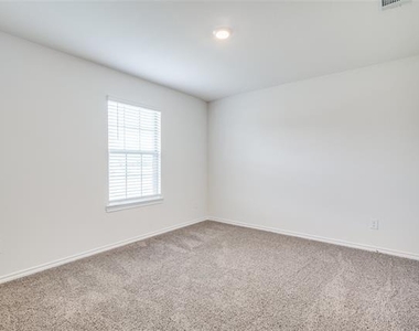 3032 Zinnia Street - Photo Thumbnail 15