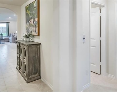 1810 Aslynn Circle - Photo Thumbnail 1