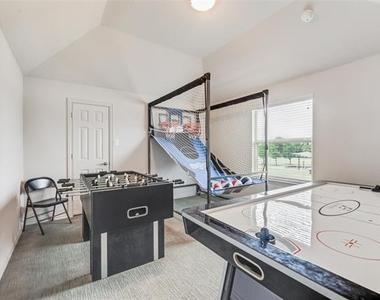 1539 Legacy Drive - Photo Thumbnail 35