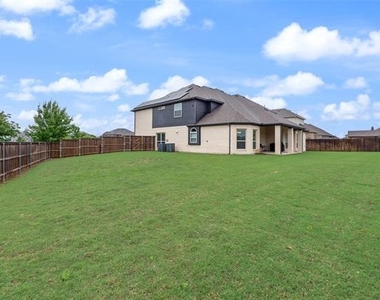 1539 Legacy Drive - Photo Thumbnail 39