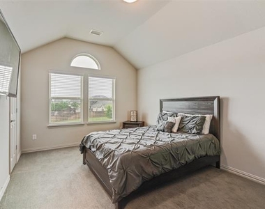 1539 Legacy Drive - Photo Thumbnail 28
