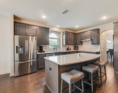 1539 Legacy Drive - Photo Thumbnail 11