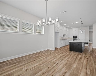 1328 Huckleberry Street - Photo Thumbnail 20