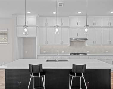 1328 Huckleberry Street - Photo Thumbnail 16